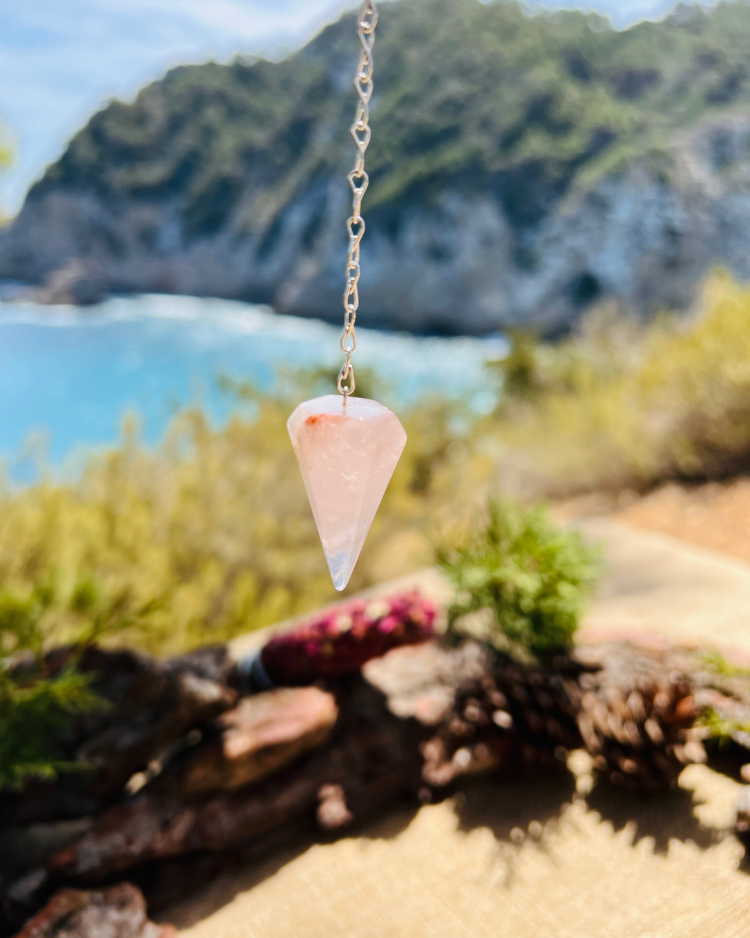 🌸✨ Péndulo de Cuarzo Rosa – Amor Propio, Sanación y Suavidad Emocional