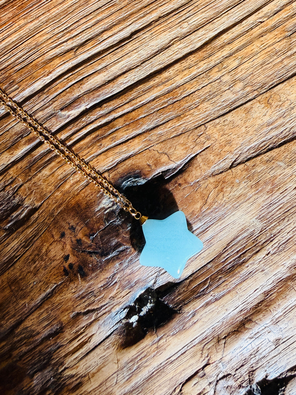 Collar Estrella en Cristal Natural – Acero Inoxidable Dorado