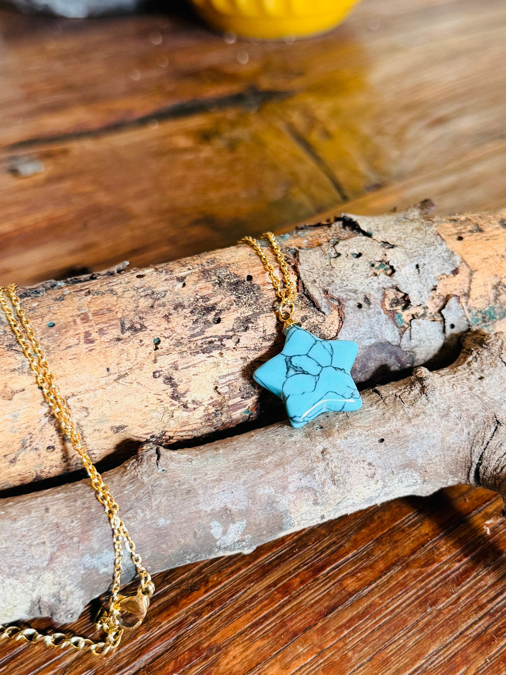 Collar Estrella en Cristal Natural – Acero Inoxidable Dorado