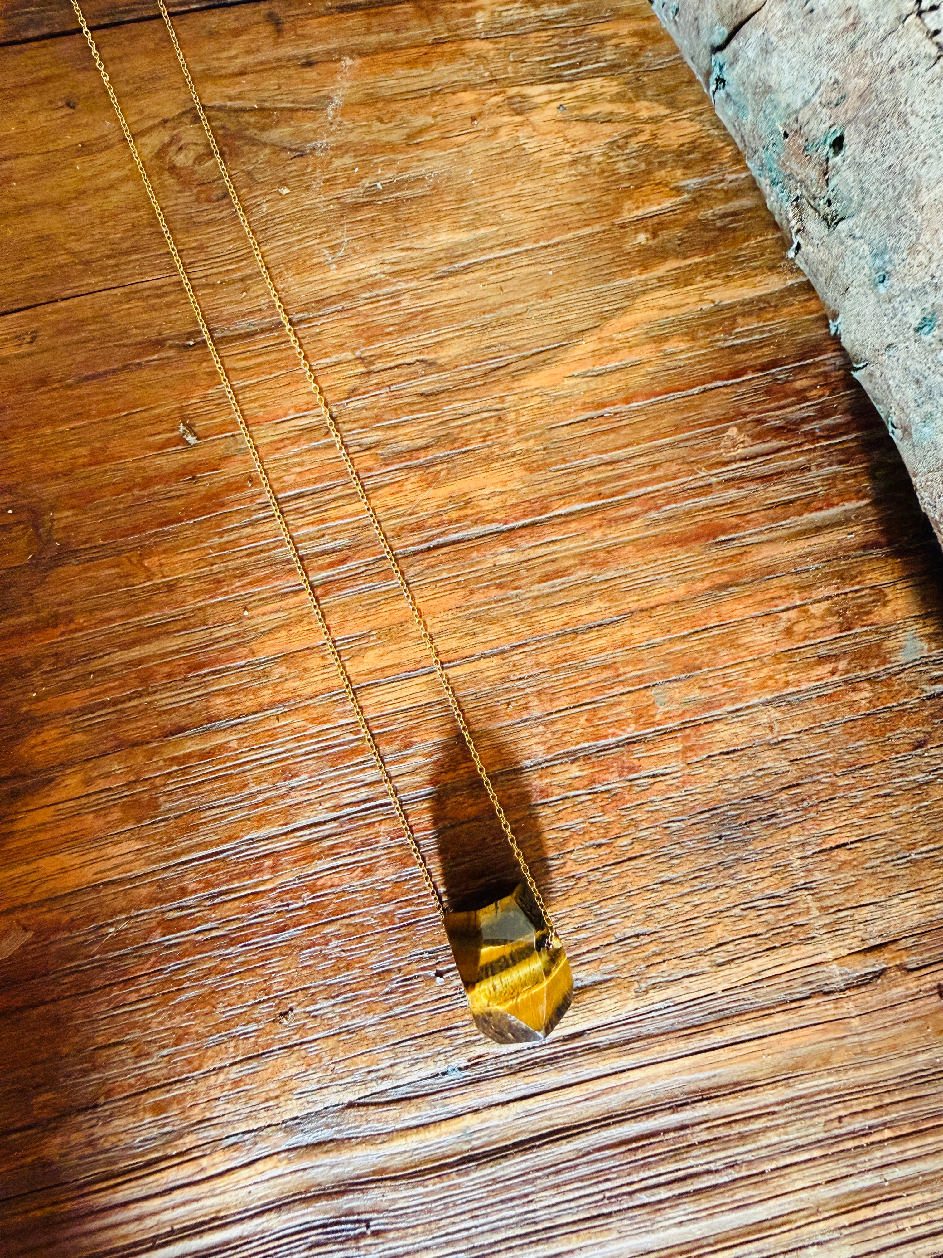 Collar Puntas de Cristal