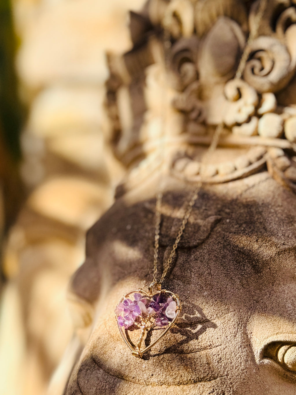 Collar Árbol de la Vida con Corazón de Cristal Natural – Acero Inoxidable Dorado