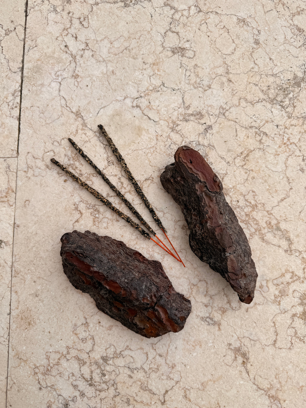 Porta Incienso Rústico de Corteza Natural – Hecho a Mano en Ibiza